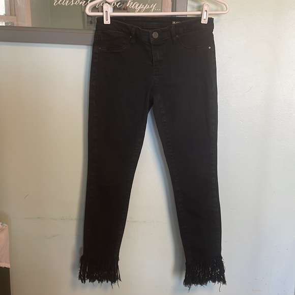 Blank NYC Revolve black denim raw hem fringe jeans size 26 - Picture 2 of 12